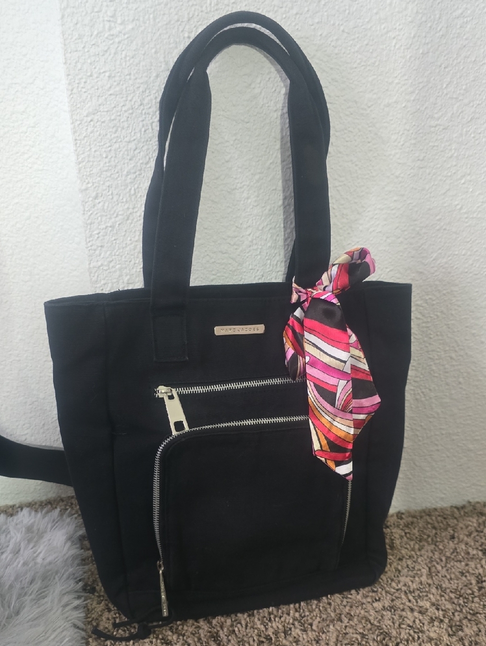 Marc Jacobs Black Canvas Medium Shoulder Tote W/ Silver Hardware (EUC) 🖤🩶🖤
